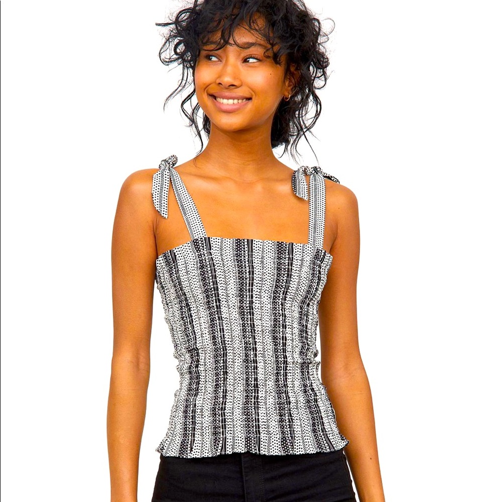 H&M smocked black & white tie crop top size 8